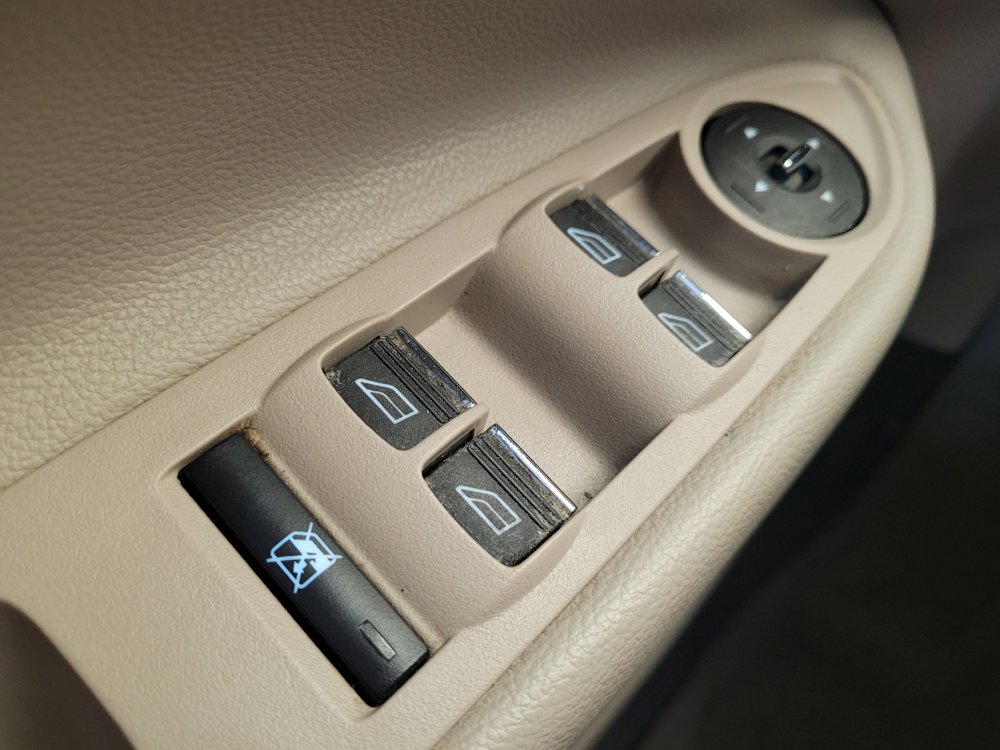 Used 2014 Ford Escape Titanium w/ Equipment Group 401A FWD image 27