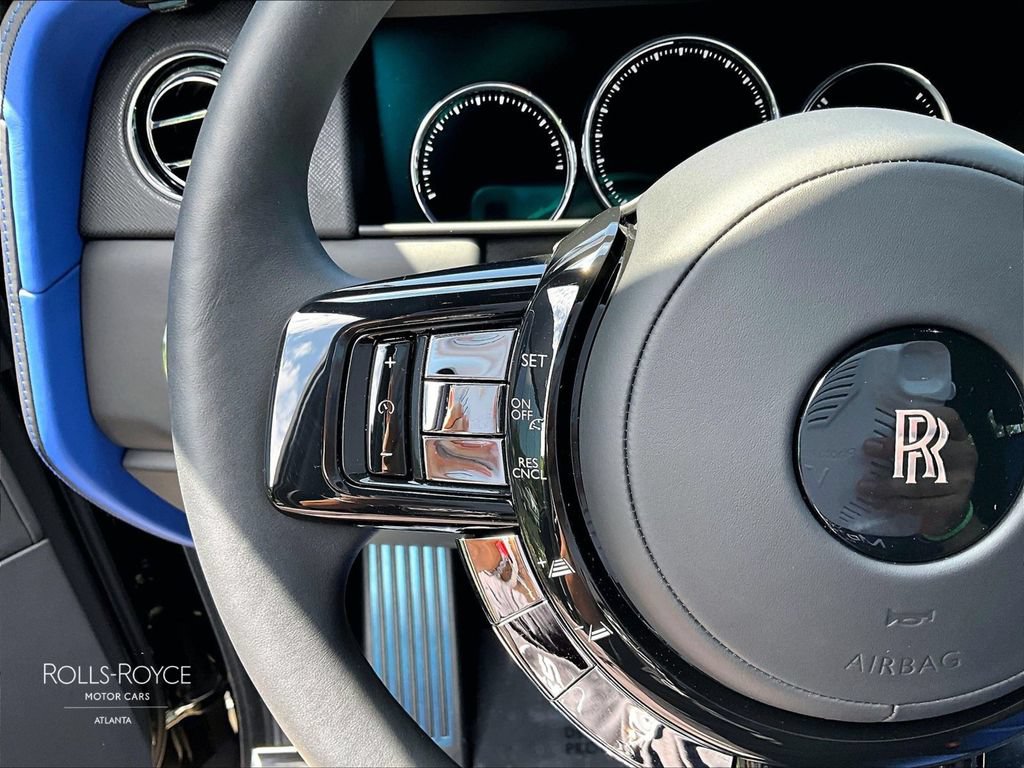 Certified 2023 Rolls-Royce Cullinan AWD/4WD image 16