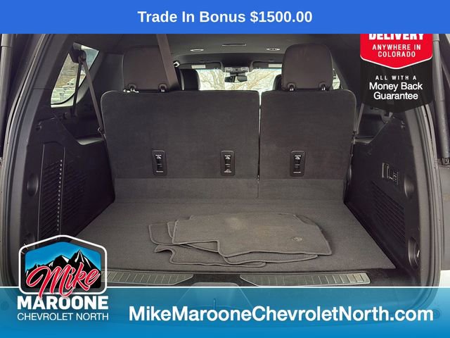 Used 2023 Chevrolet Suburban Premier image 8
