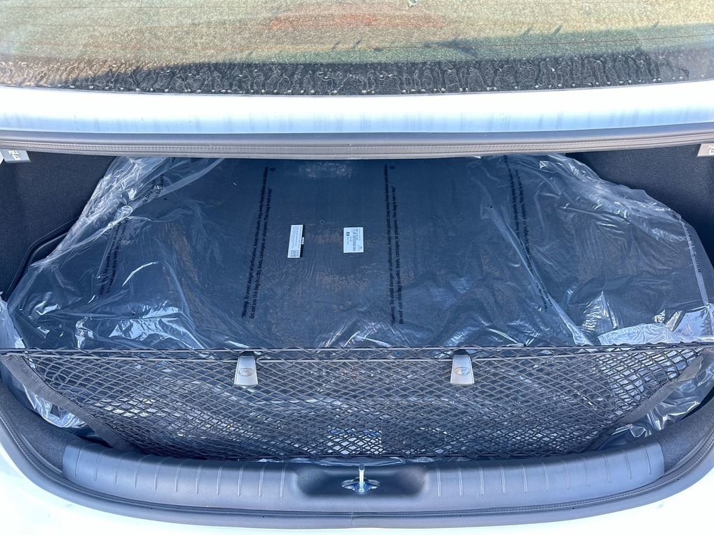 New 2025 Hyundai Elantra SEL image 42