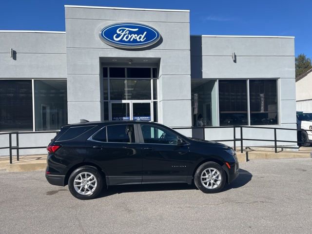 Used 2024 Chevrolet Equinox LT image 2