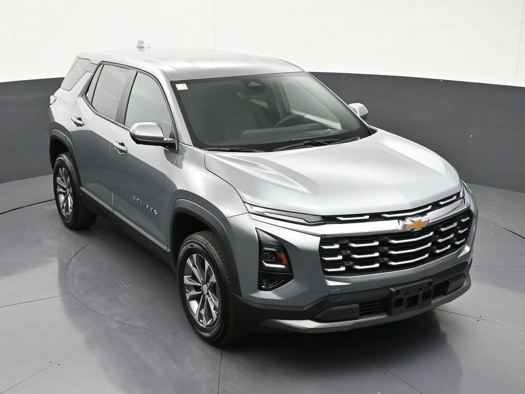 Used 2026 Chevrolet Equinox LT w/ Safety and Technology Package FWD image 22