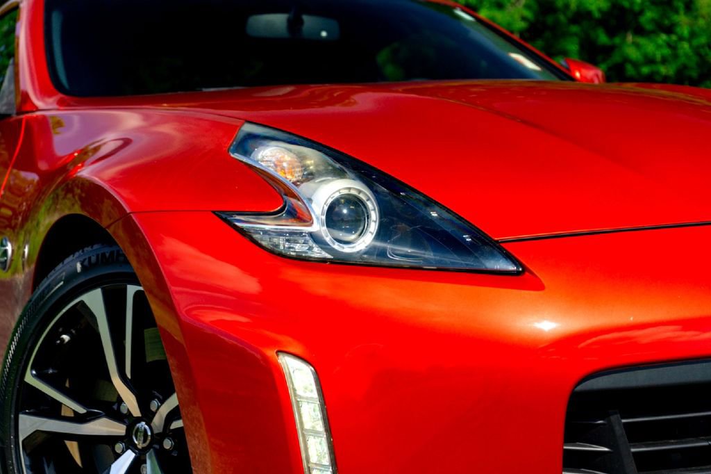 Used 2020 Nissan 370Z Touring Sport RWD image 4