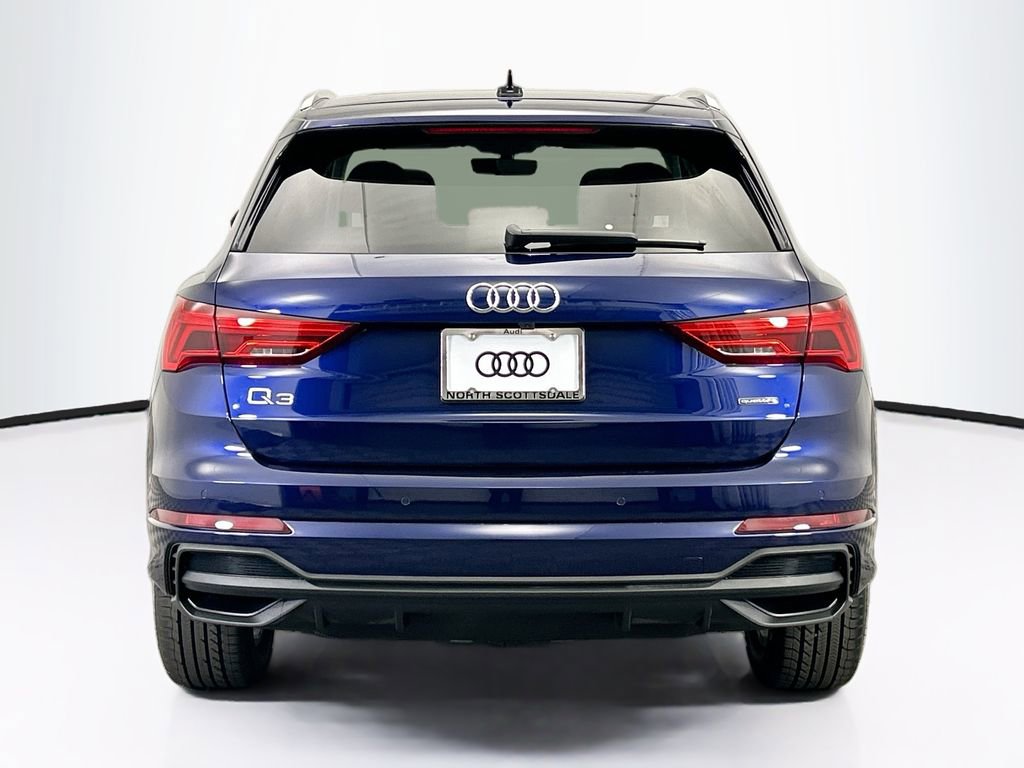 Certified 2025 Audi Q3 2.0T Premium w/ Convenience Package image 6