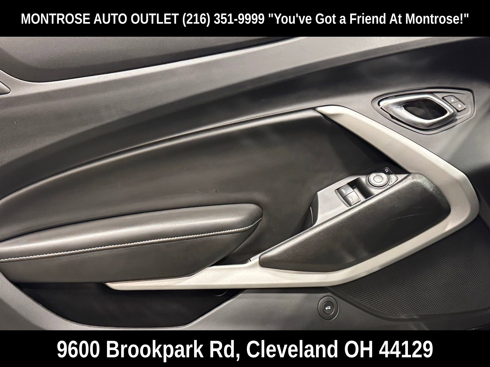 Used 2020 Chevrolet Camaro LT image 11