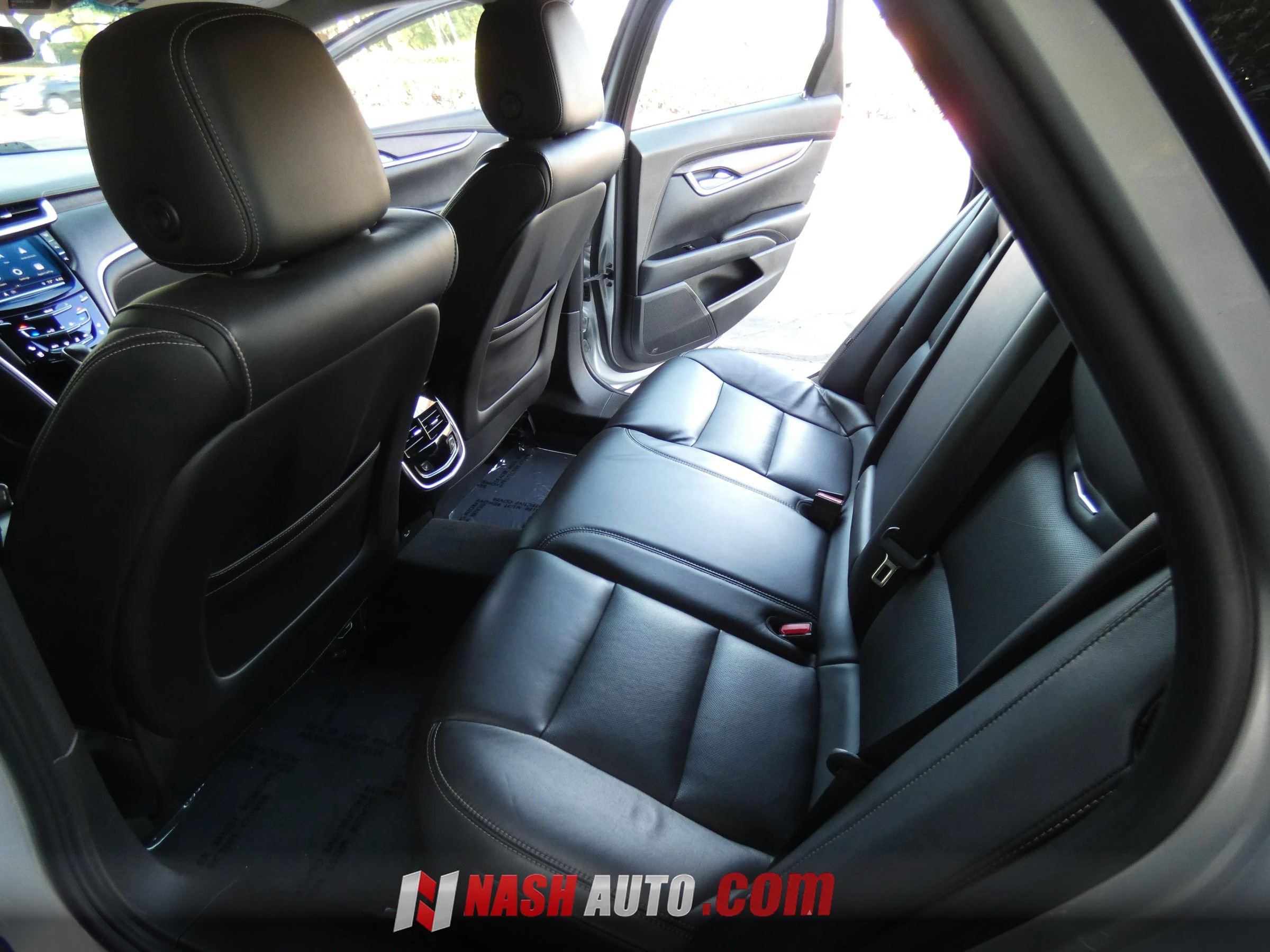 Used 2019 Cadillac XTS Luxury FWD image 43