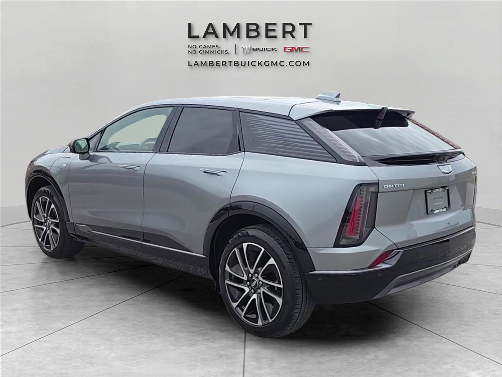 Used 2025 Cadillac Optiq Sport 2 w/ LPO, Floor Liner Package image 3