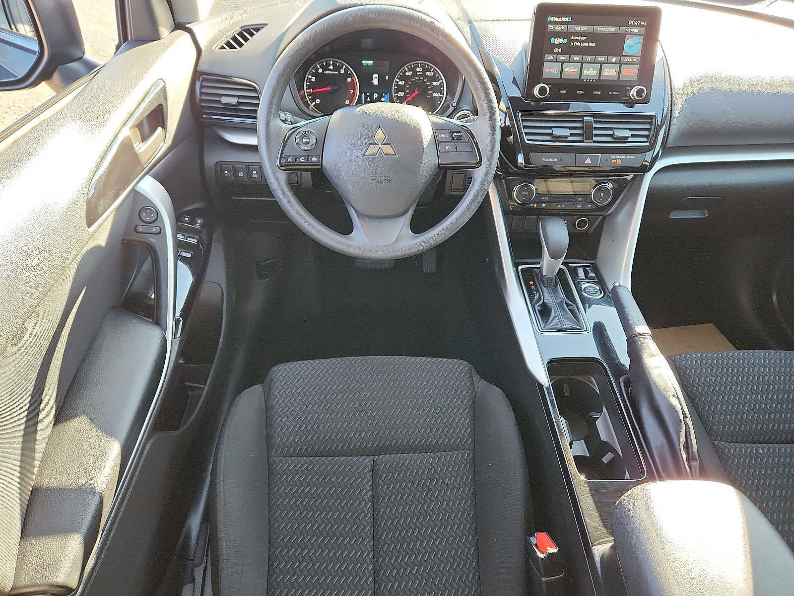 Used 2024 Mitsubishi Eclipse Cross LE image 11