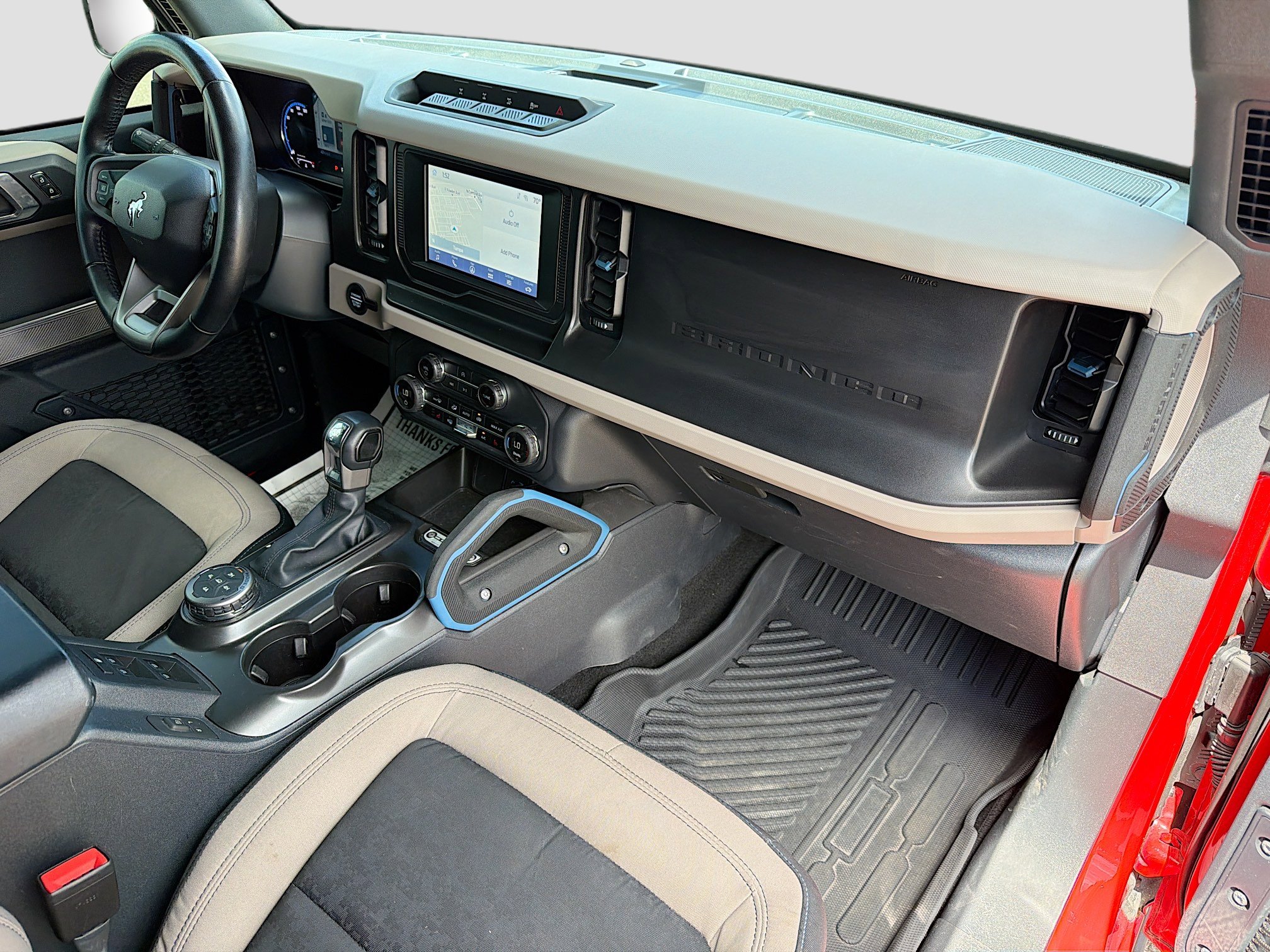 Used 2023 Ford Bronco Wildtrak image 12