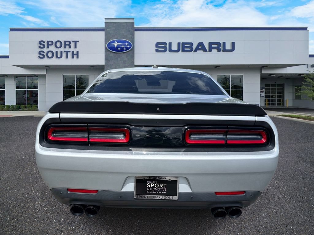 Used 2022 Dodge Challenger R/T w/ Blacktop Package RWD image 4