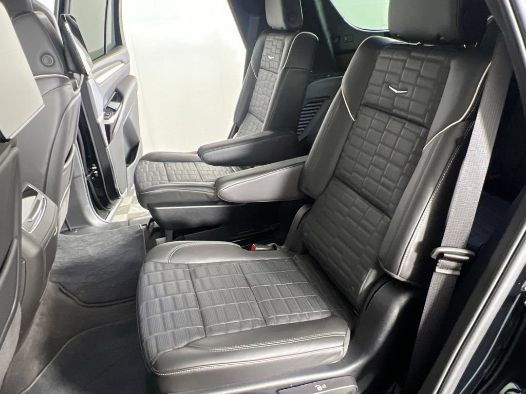 Used 2026 Cadillac Escalade V AWD/4WD image 17