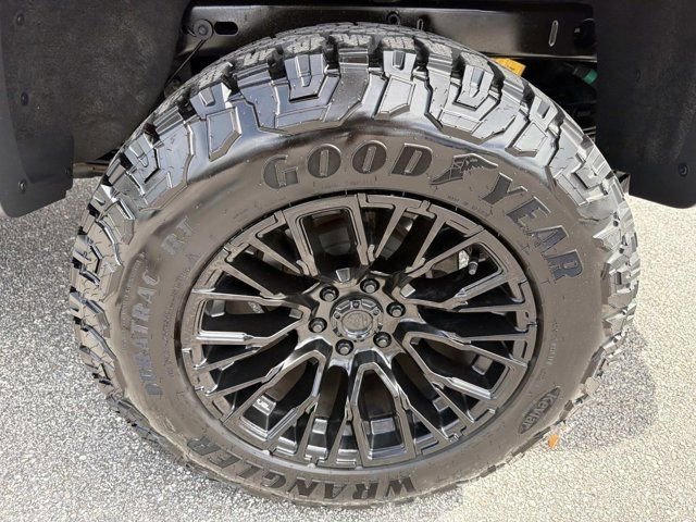 Used 2019 Chevrolet Colorado ZR2 image 30