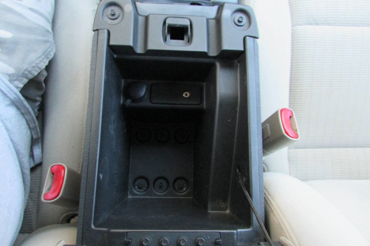 Used 2008 Ford Explorer XLT RWD image 36