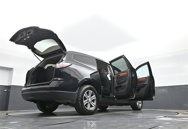 Used 2017 Chevrolet Traverse LT image 54