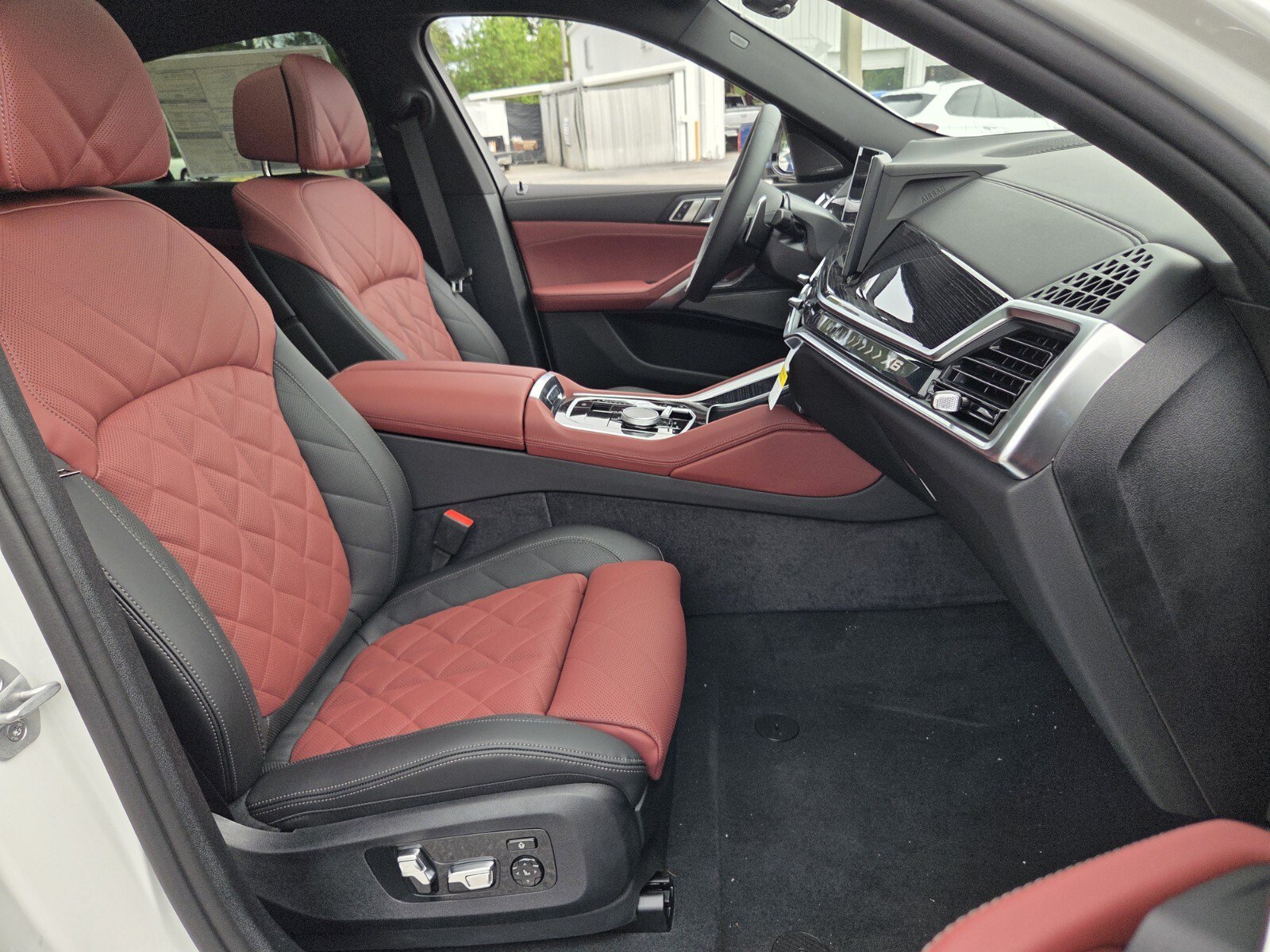 New 2027 BMW X6 xDrive40i AWD/4WD image 16