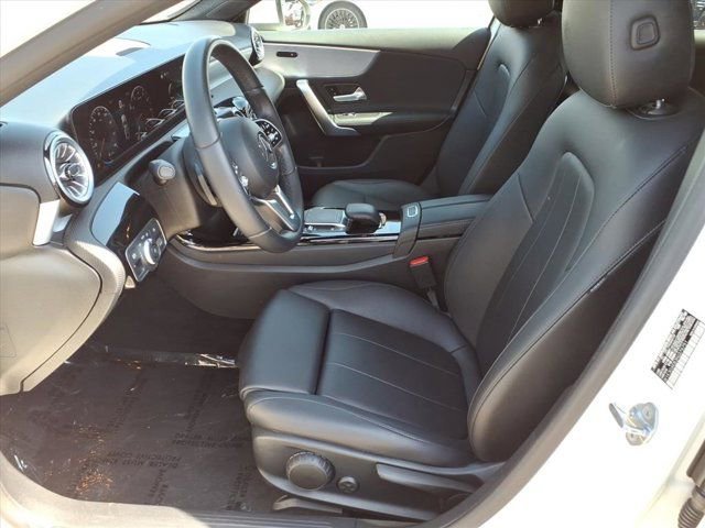 Certified 2022 Mercedes-Benz A 220 image 14
