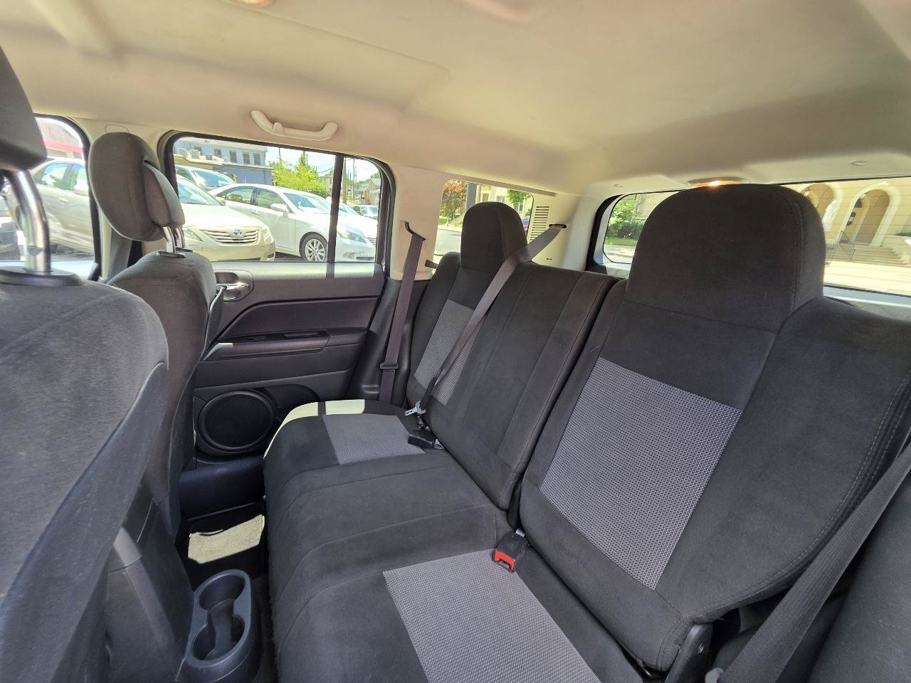 Used 2017 Jeep Patriot Latitude AWD/4WD image 24