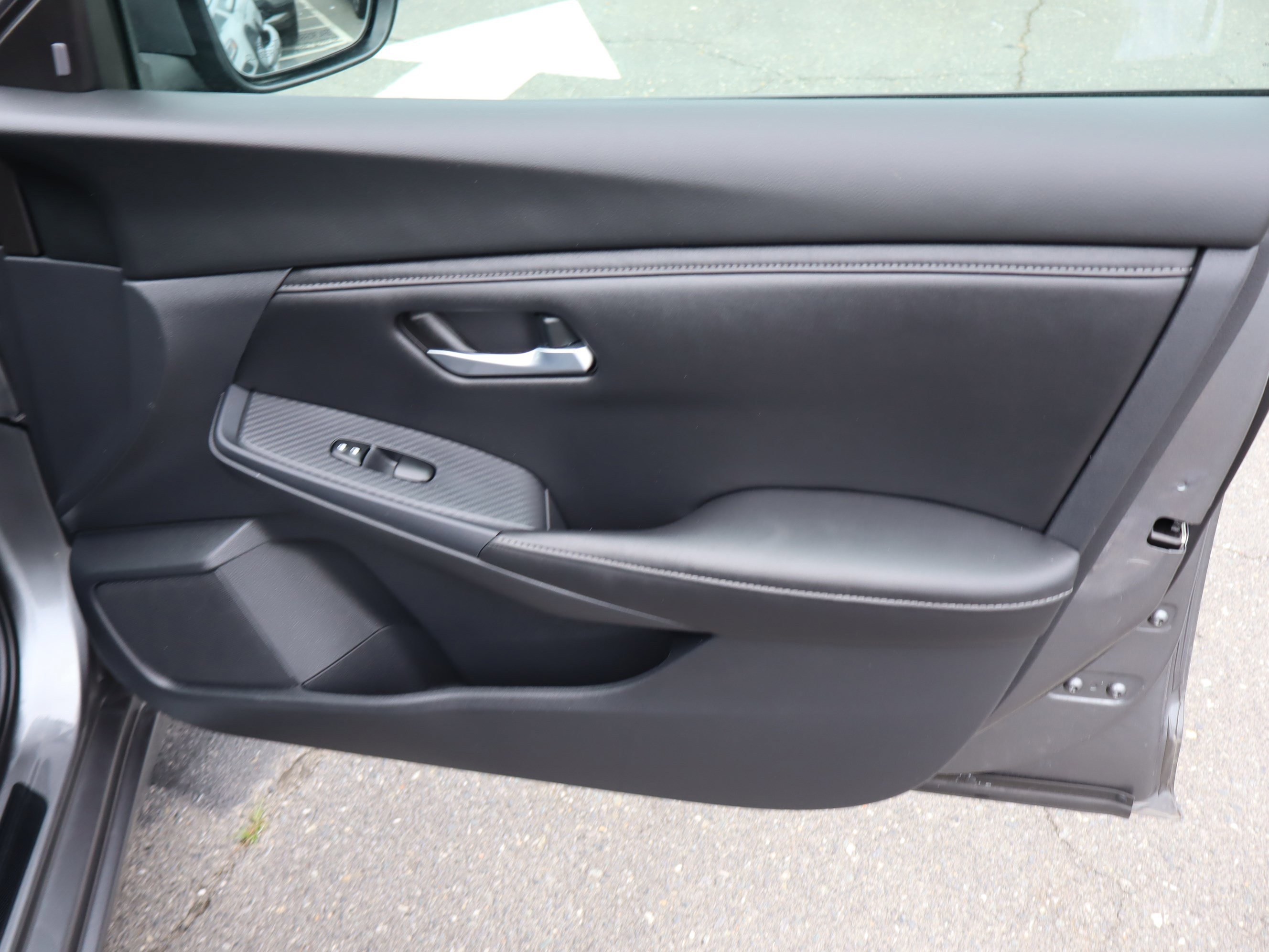 Used 2022 Nissan Sentra SV FWD image 34