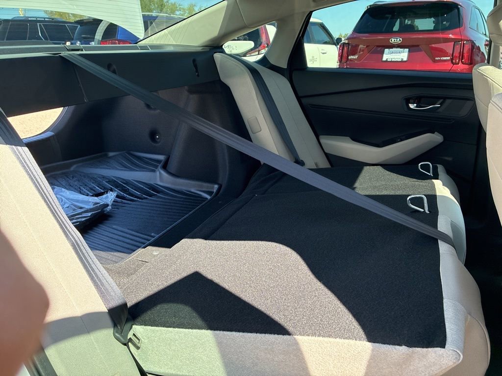 New 2025 Honda Accord SE image 23
