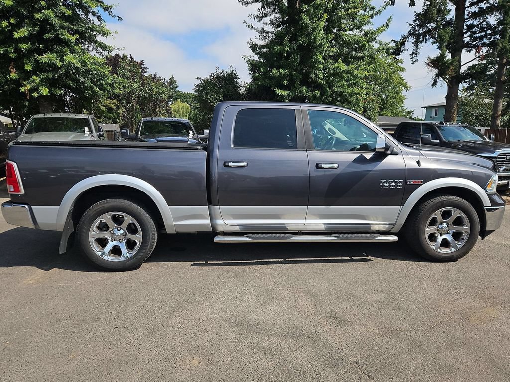 Used 2016 RAM 1500 Laramie w/ Convenience Group AWD/4WD image 8