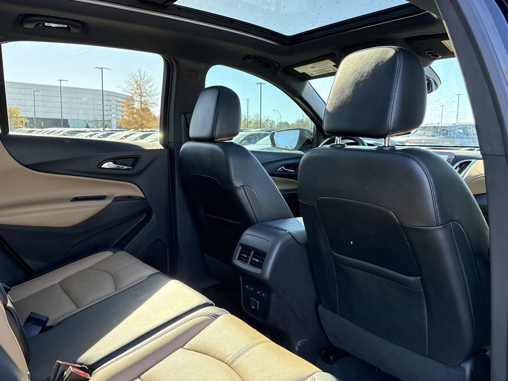 Used 2023 Chevrolet Equinox Premier image 18
