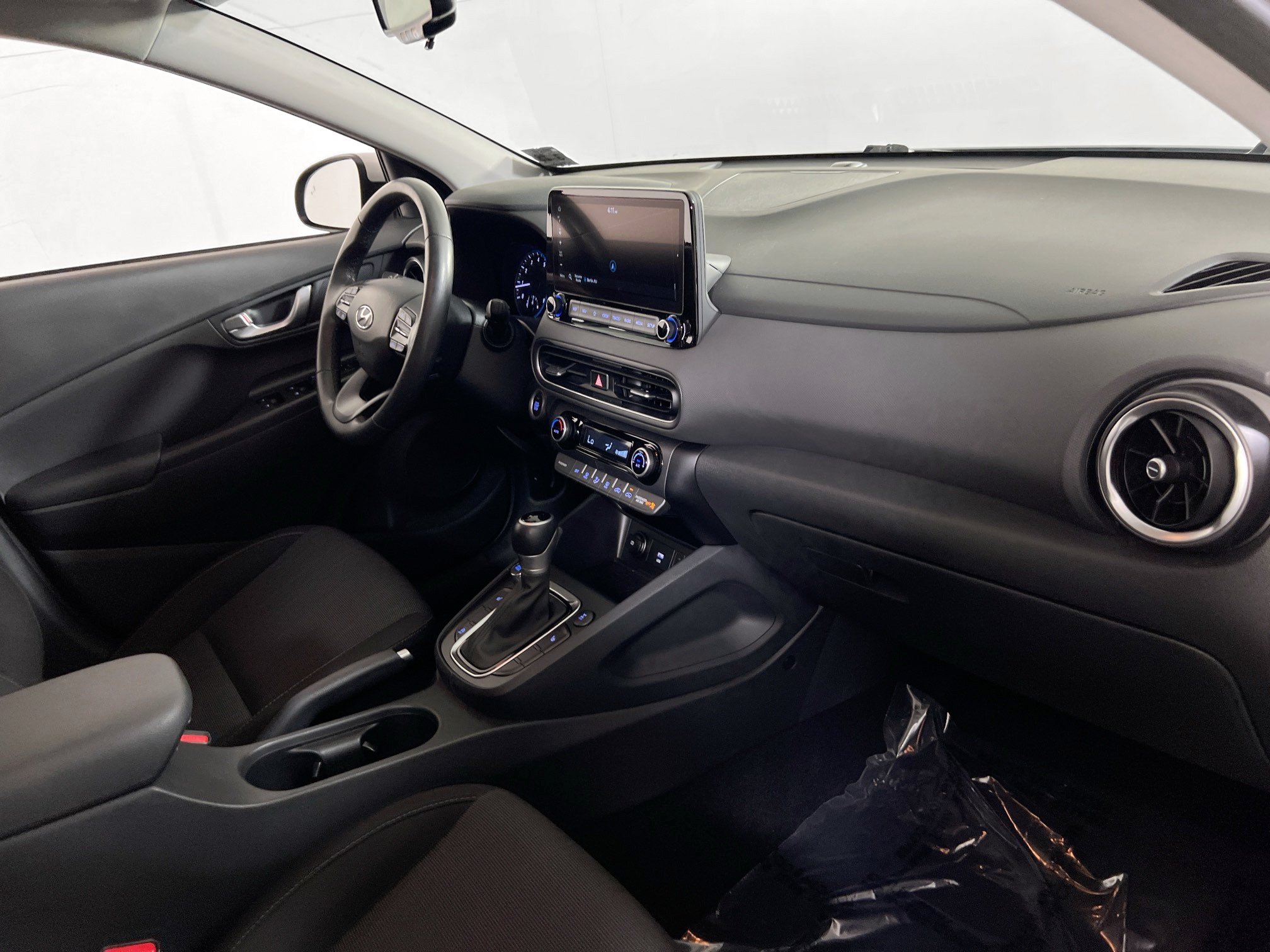 Used 2023 Hyundai Kona SEL w/ Convenience Package AWD/4WD image 29