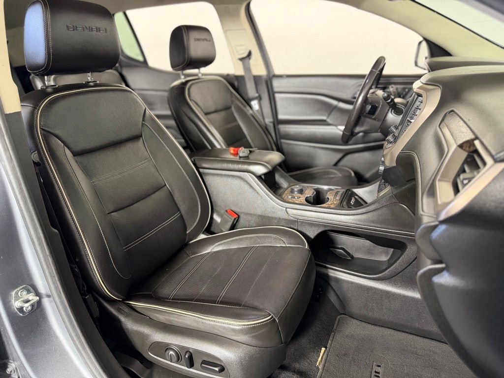 Used 2020 GMC Acadia Denali AWD/4WD image 38