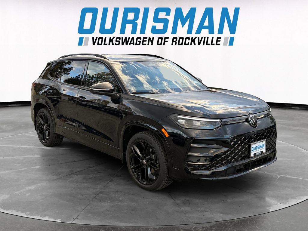 New 2026 Volkswagen Tiguan SE R-Line image 1