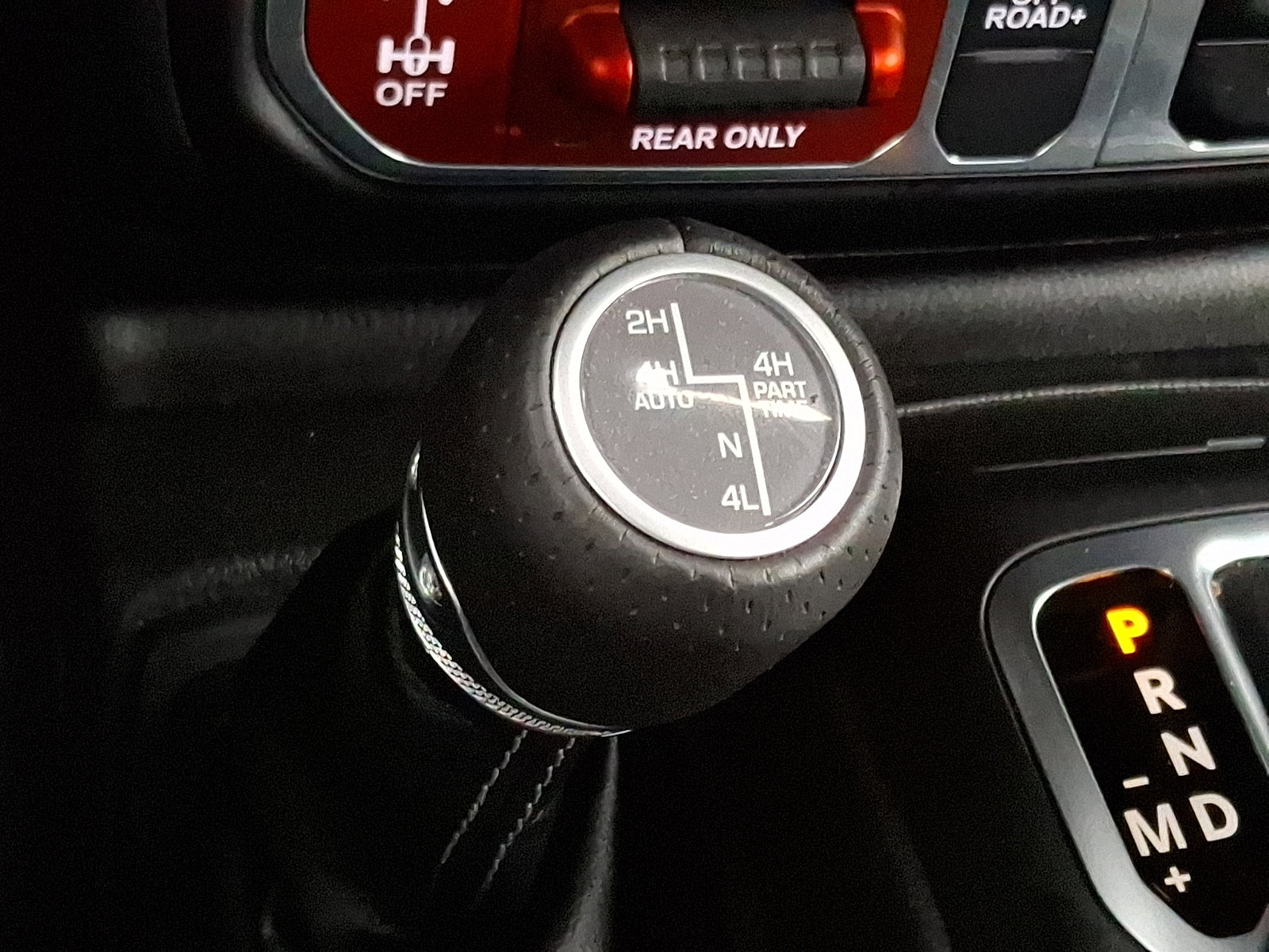 Certified 2024 Jeep Gladiator Mojave image 24