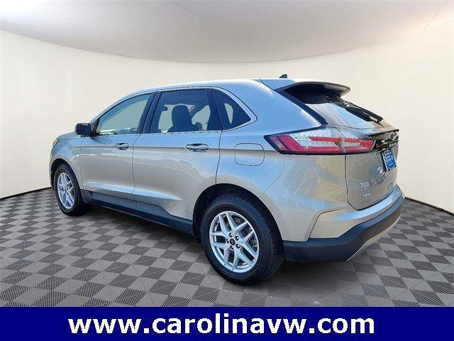 Used 2023 Ford Edge SEL image 4