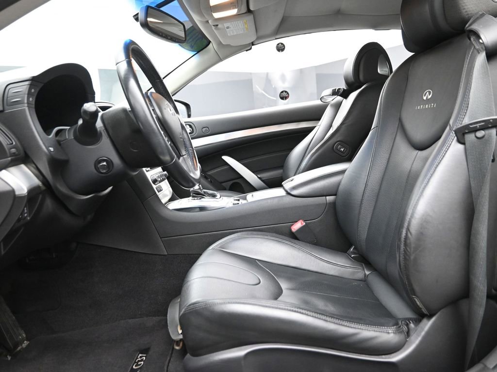 Used 2013 INFINITI G37 Sport w/ Premium Pkg image 11