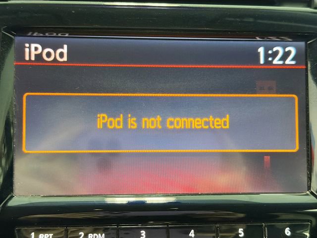 Used 2017 Nissan Murano S image 17