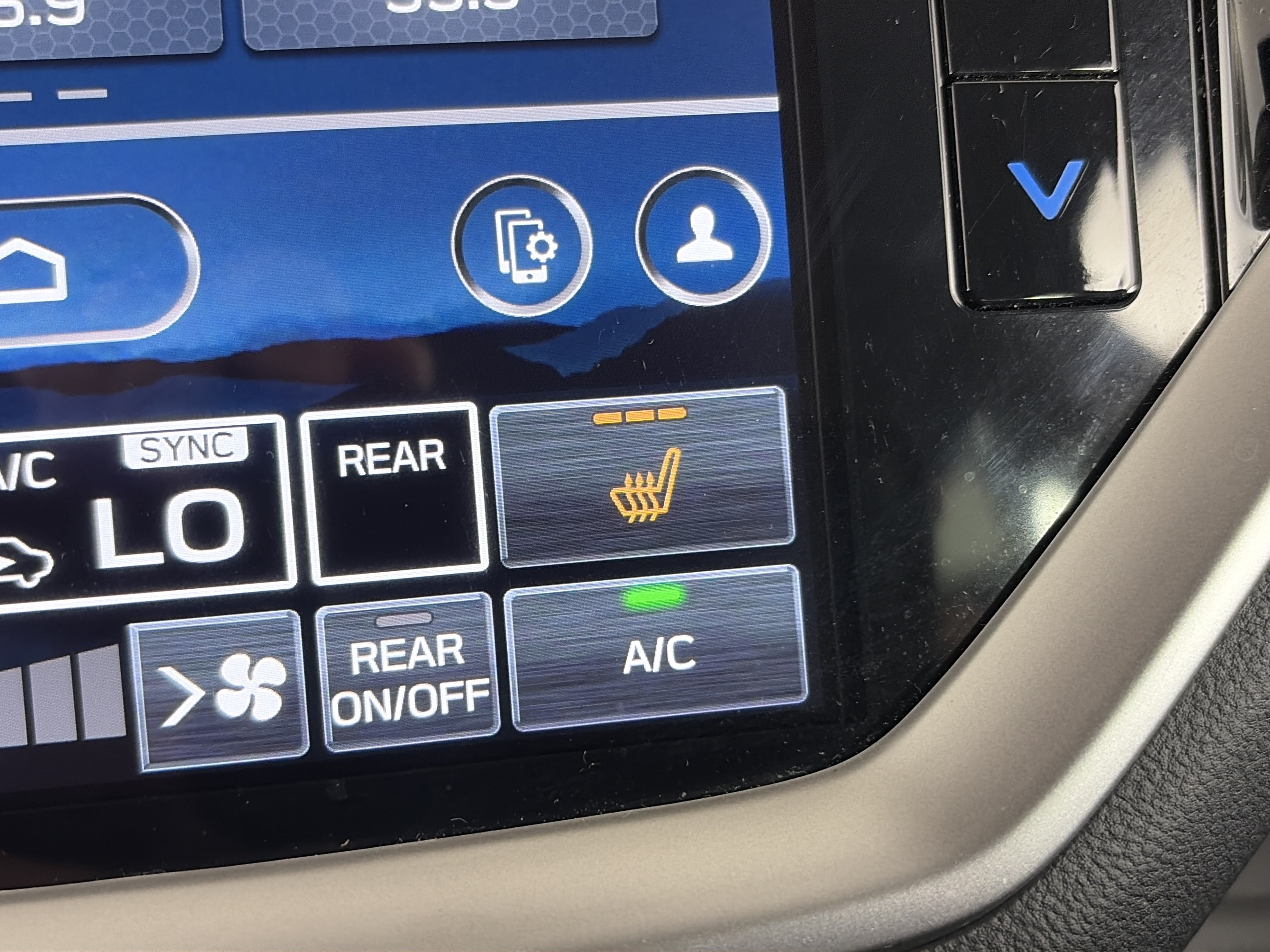 Certified 2025 Subaru Ascent Premium AWD/4WD image 25