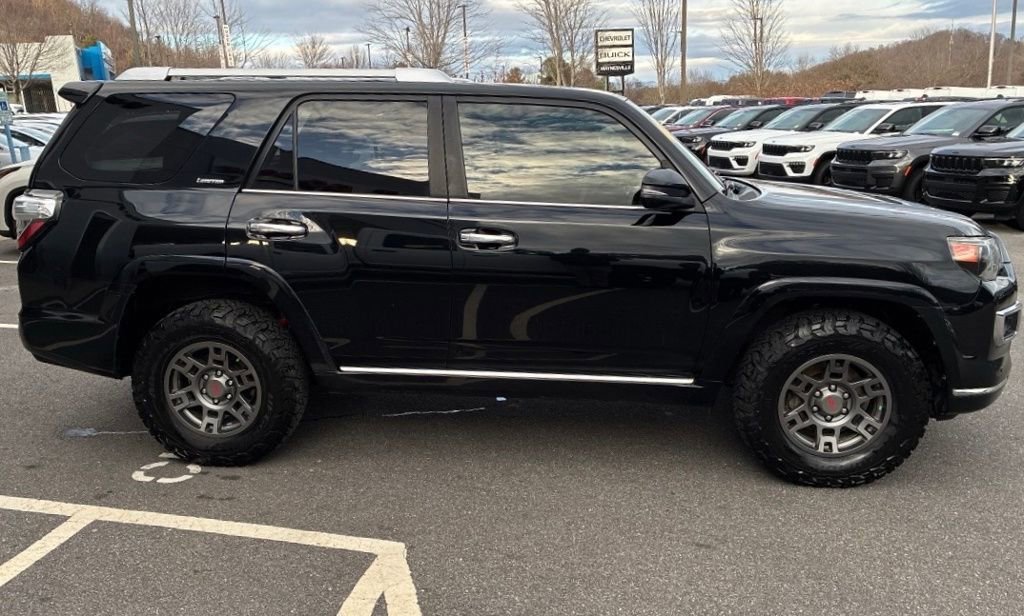 Used 2016 Toyota 4Runner Limited image 29