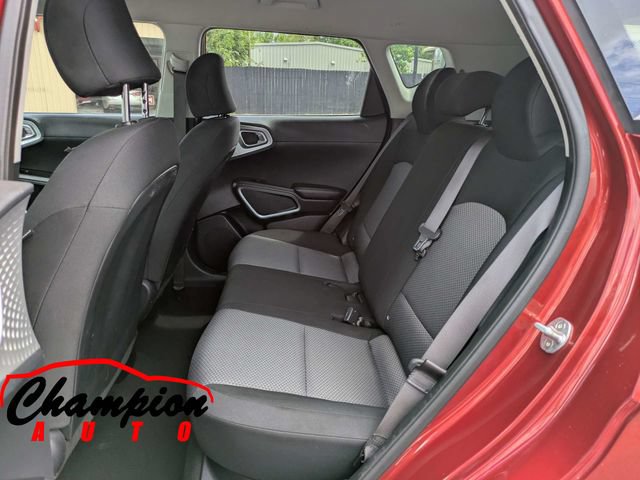 Used 2020 Kia Soul LX FWD image 17