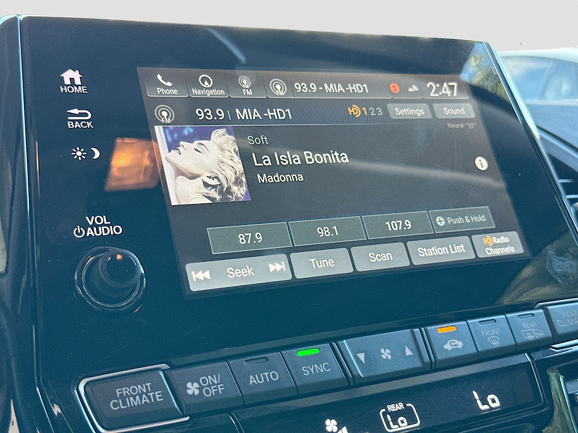 Used 2024 Honda Odyssey Elite image 15