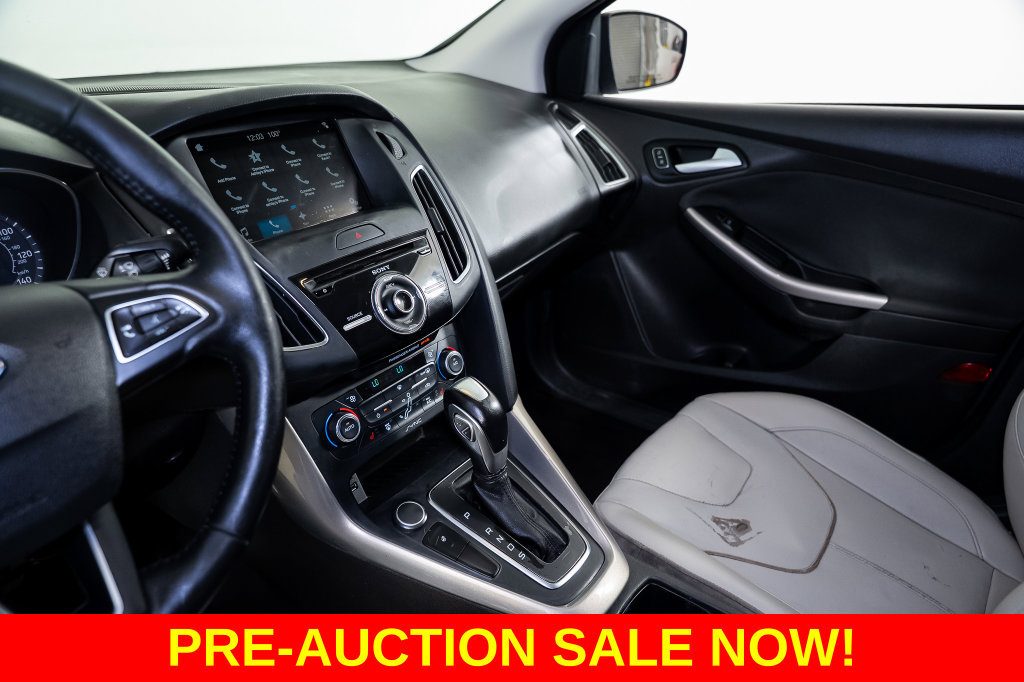 Used 2017 Ford Focus Titanium FWD image 25