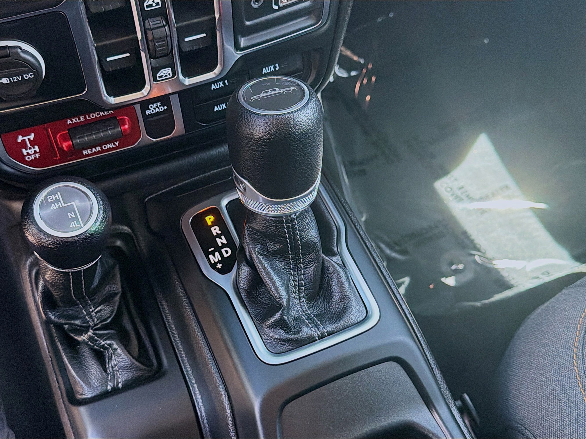 Used 2024 Jeep Gladiator Sport image 13