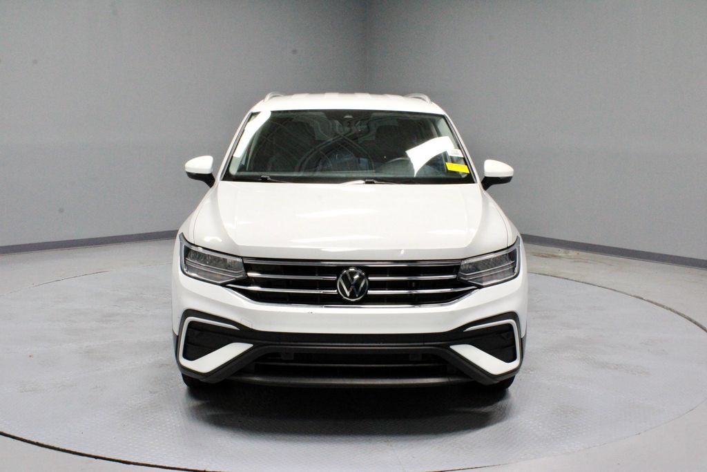 Used 2024 Volkswagen Tiguan SE FWD image 6
