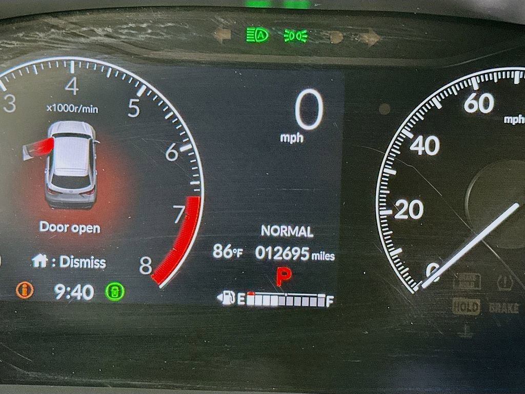 Used 2025 Honda HR-V Sport image 12