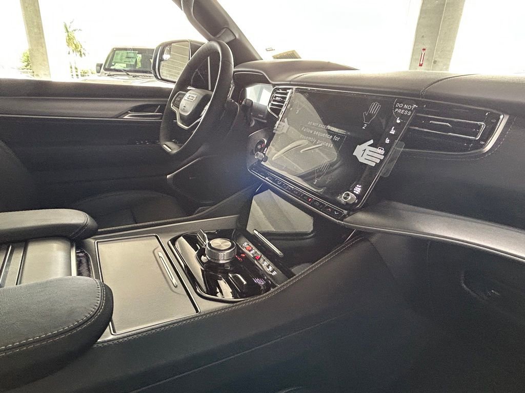 New 2026 Jeep Grand Wagoneer L Limited image 29