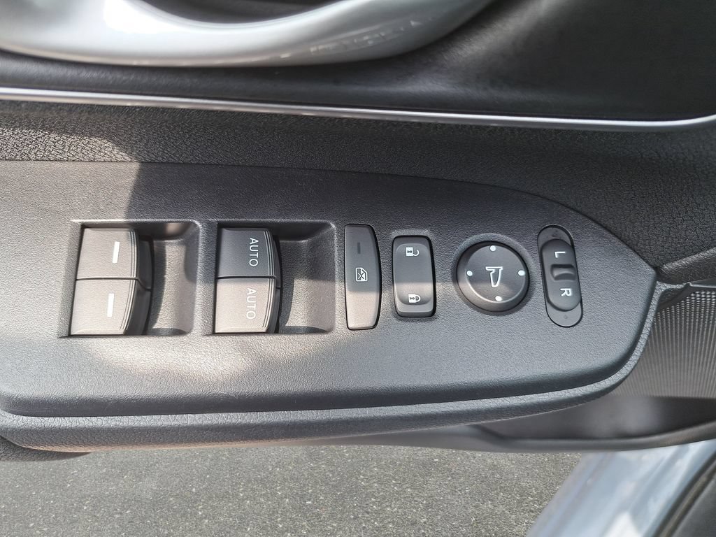Used 2022 Honda CR-V EX image 27