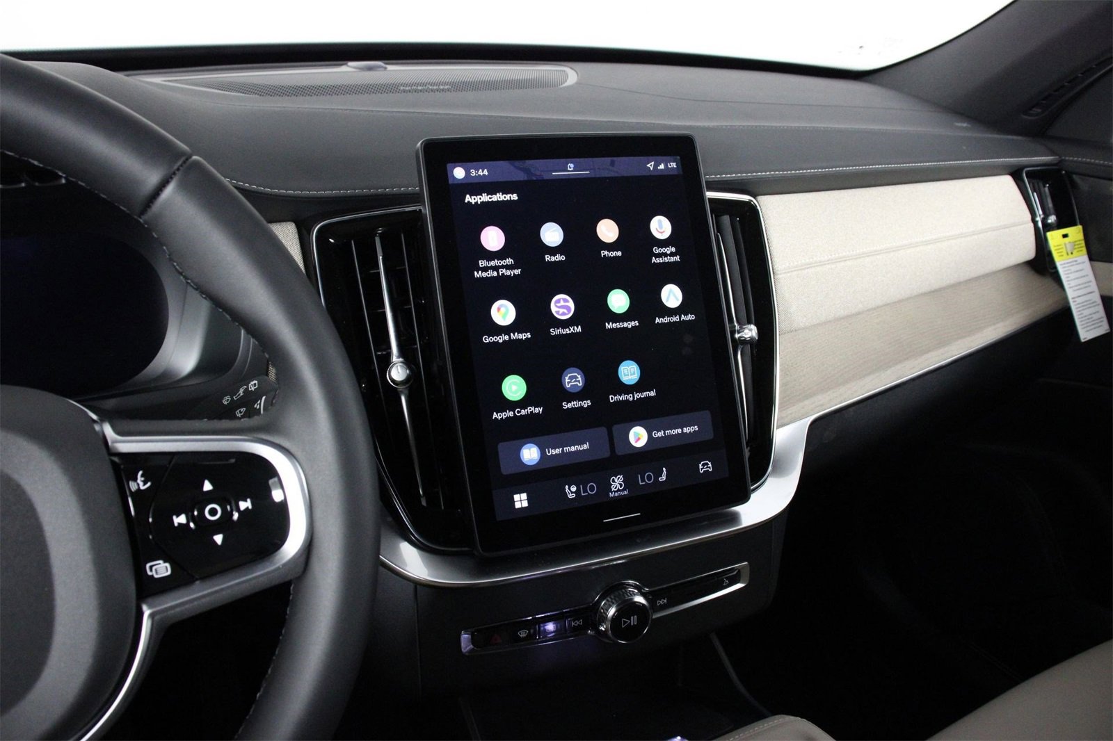 New 2026 Volvo XC90 B6 Plus image 6