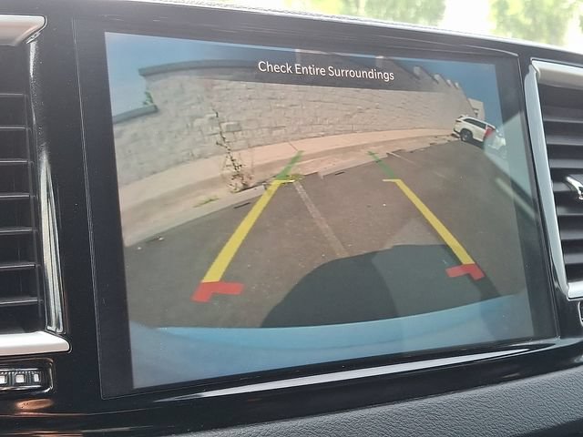 Used 2025 Chrysler Pacifica Select FWD image 18