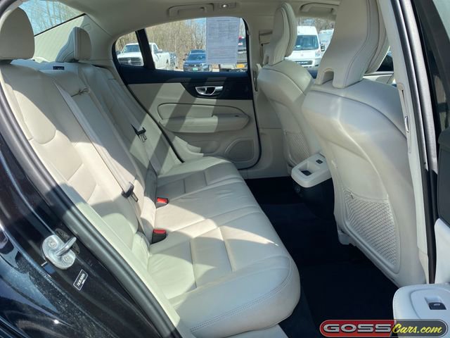 Used 2024 Volvo S60 B5 Plus image 8