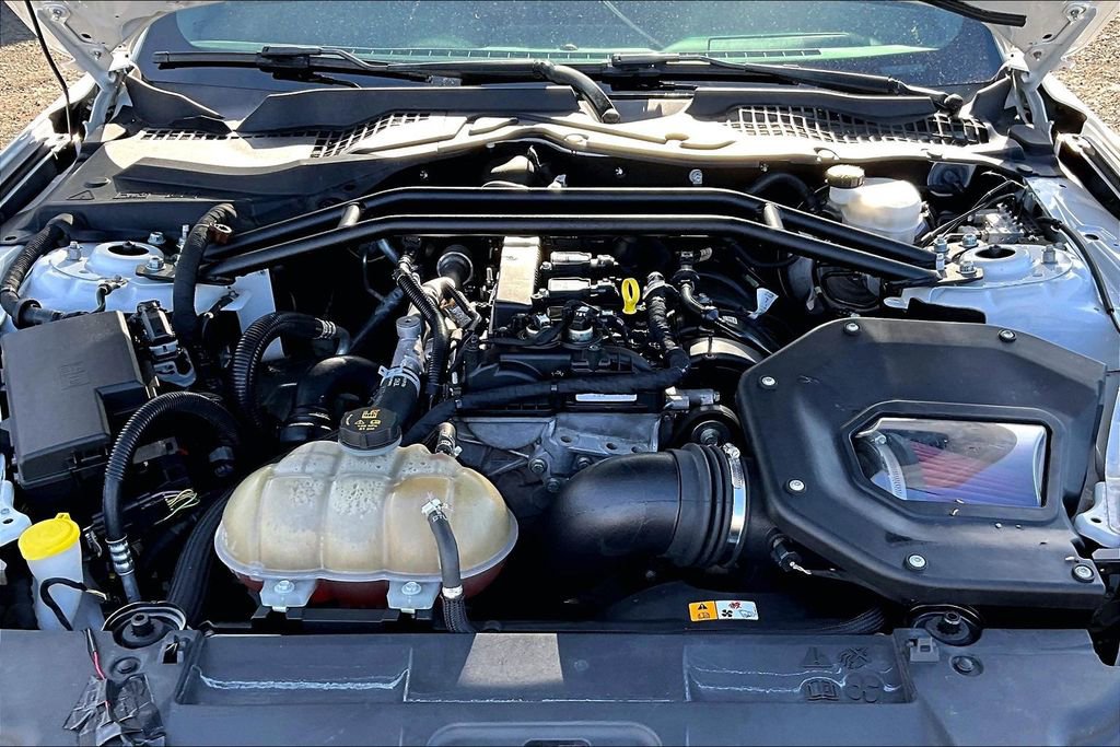 Used 2018 Ford Mustang Coupe image 30