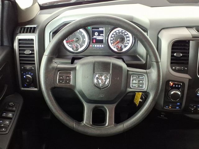 Used 2017 RAM 1500 Express AWD/4WD image 15