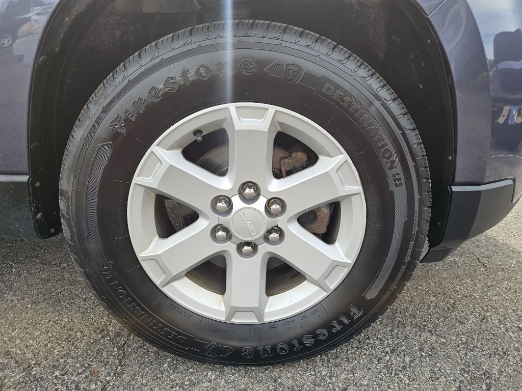 Used 2014 GMC Acadia SLE FWD image 16