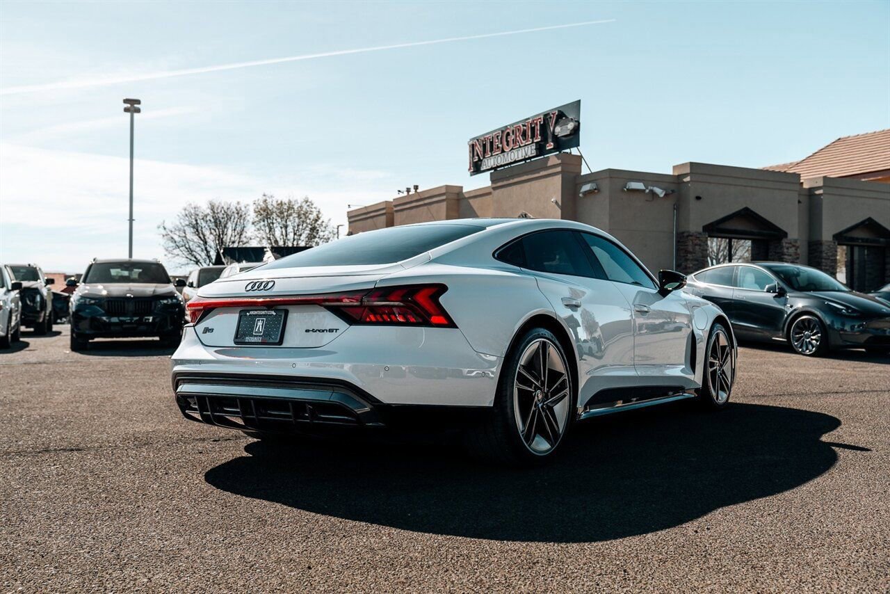Used 2022 Audi RS e-tron GT w/ Year 1 Package image 7