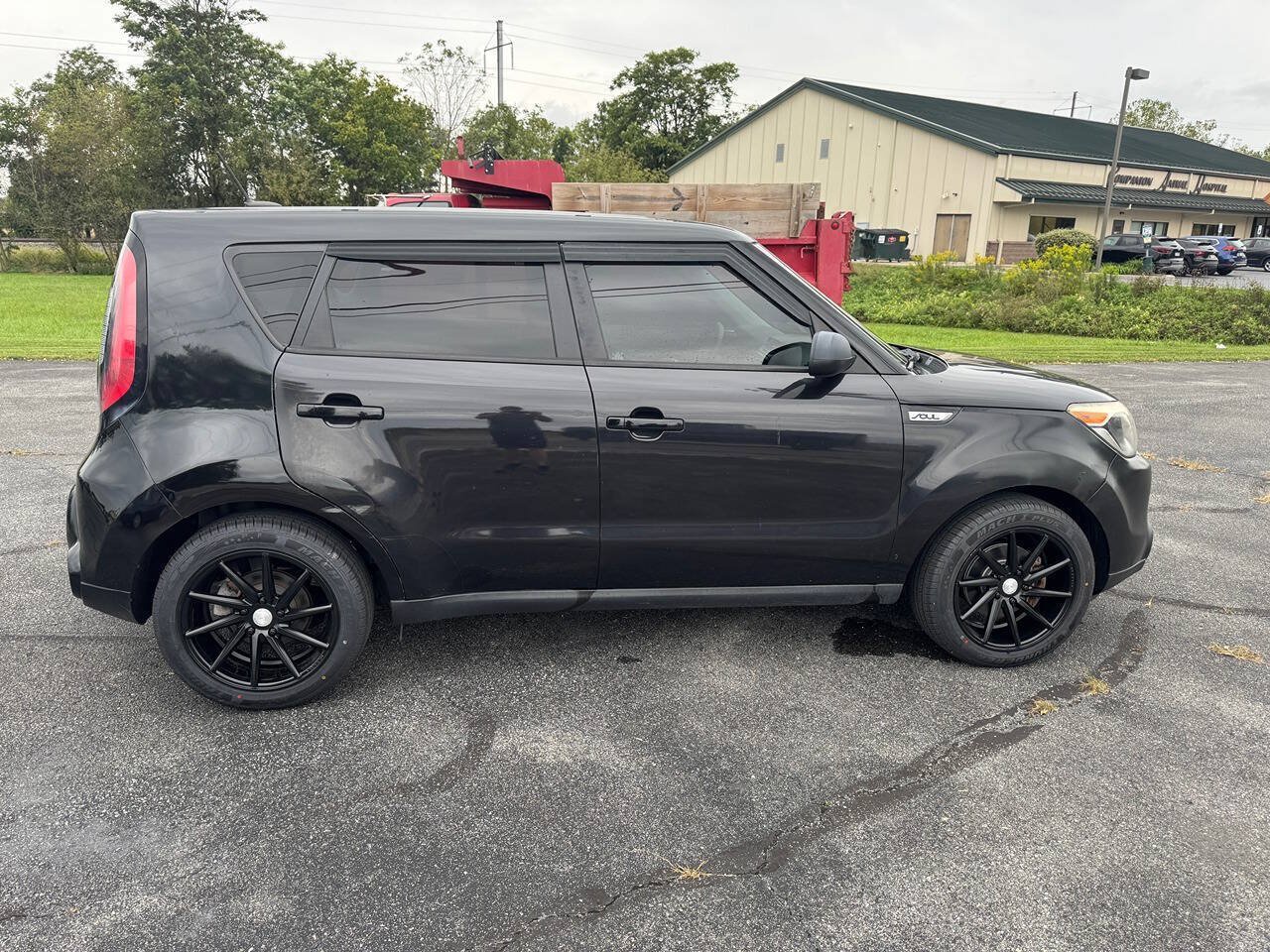 Used 2015 Kia Soul FWD image 9
